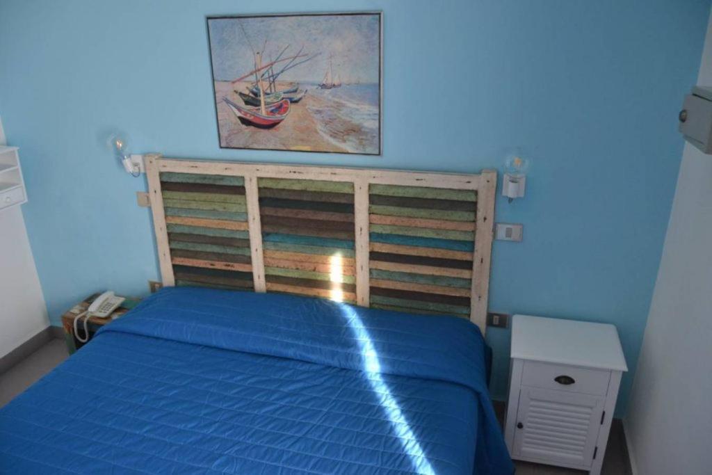 Hotel Kon Tiki San Vincenzo Rum bild