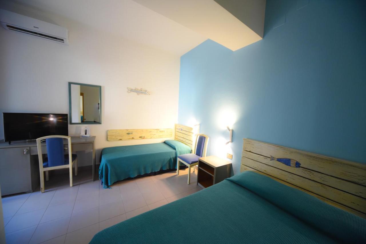 Hotel Kon Tiki San Vincenzo Exteriör bild